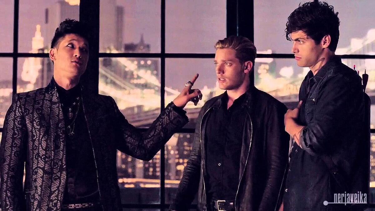 Манус Ьейн  Великолепный