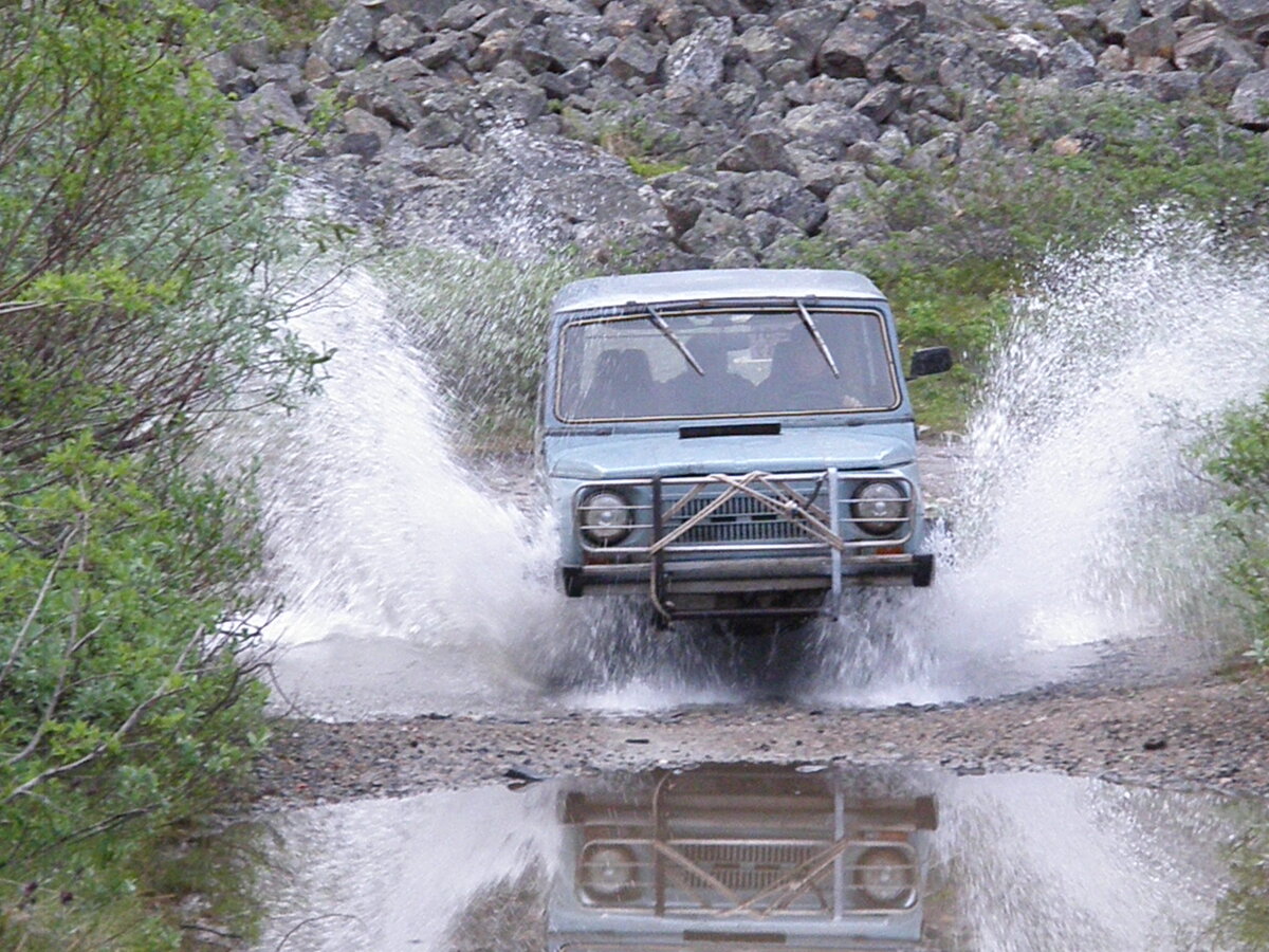 Мы крадемся в секретные локации!