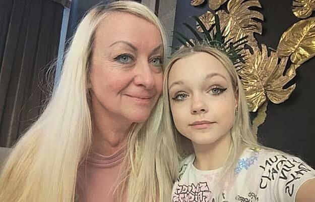 Какое мнение о матери Елены Костылёвой у многих специалистов из академии Плющенко