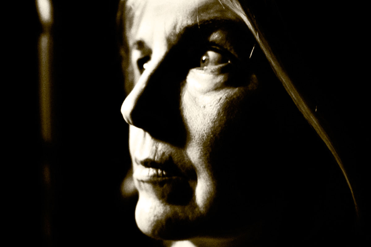 Мать не отпускает ребёнка