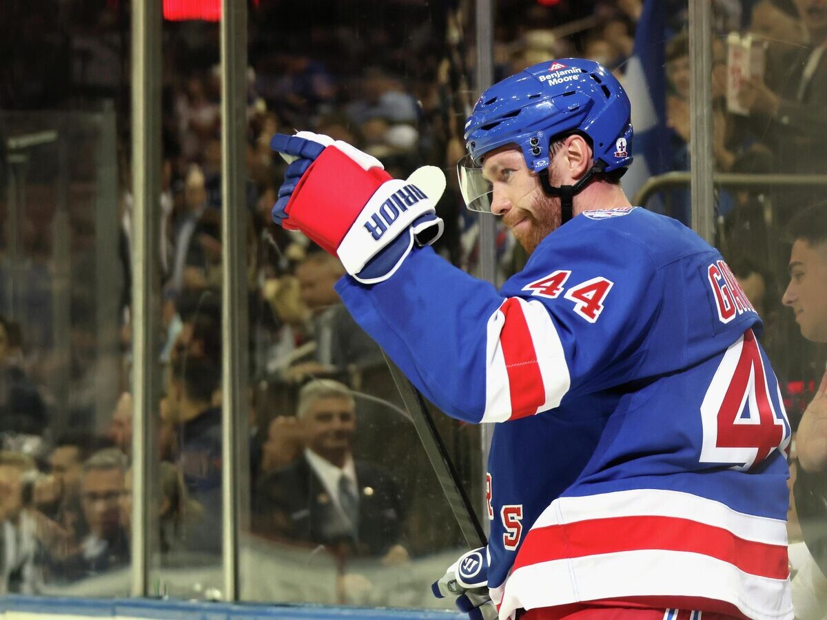    Хоккеист "Нью-Йорк Рейнджерс" Владислав Гавриков© Getty Images / Bruce Bennett