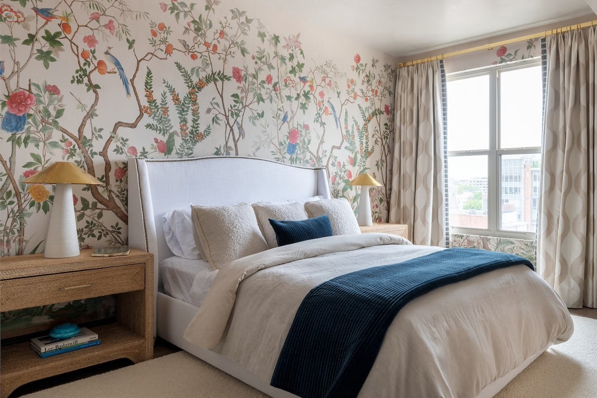 УЮТ СПАЛЕН 2026