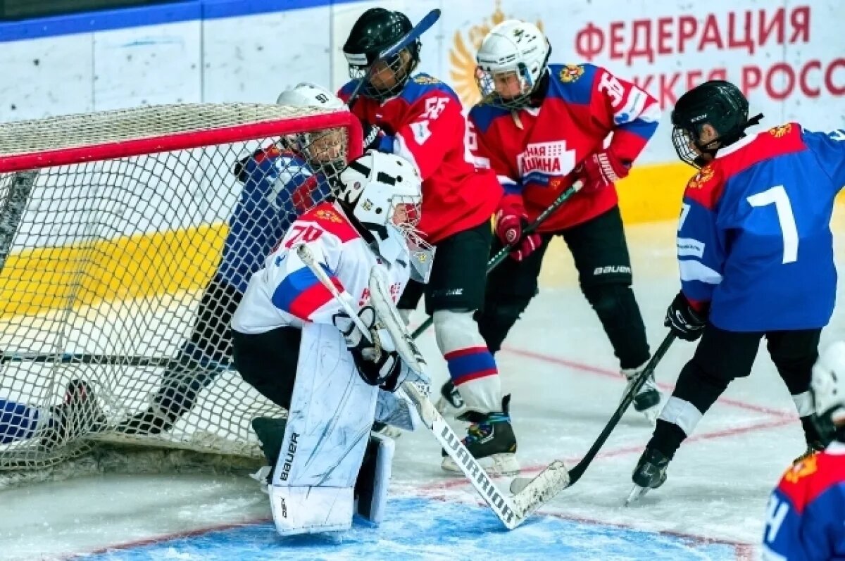    В Норильске прошли учебные сборы «Красной машины» для юных хоккеистов