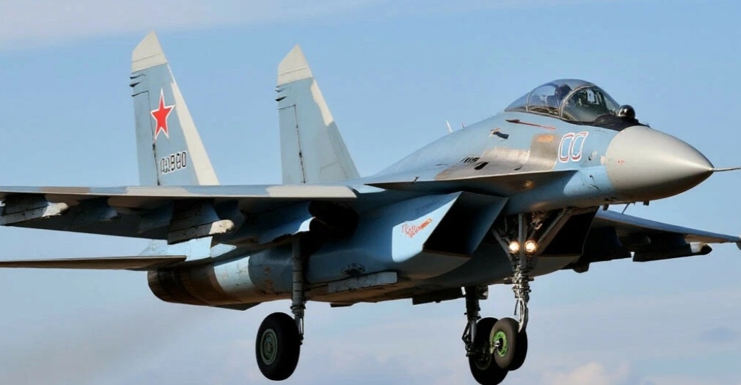 Су-30: «Братец» Су-27, который вырос и стал главным по всему.