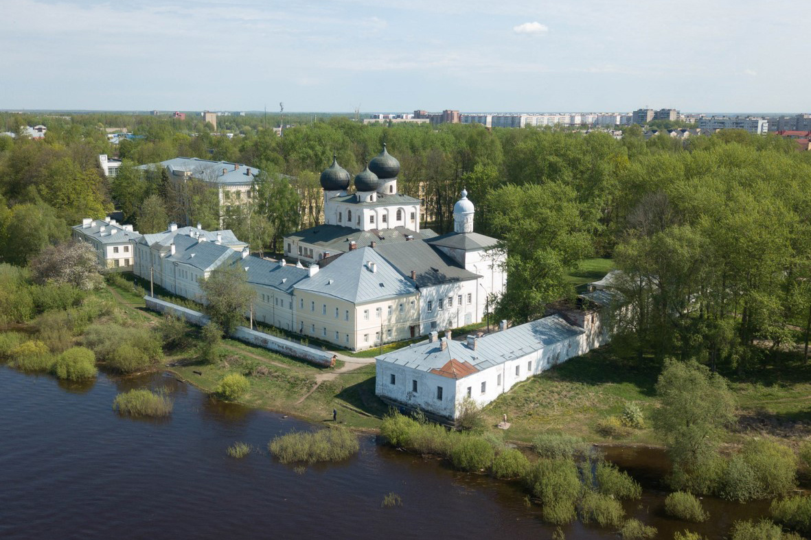 Красный / Wikimedia Commons📷Антониев монастырь