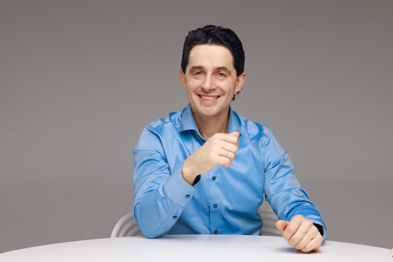 Фотография взята с сайта стоматологии Дмитрович Фэмили https://www.dmitrovich.ru/