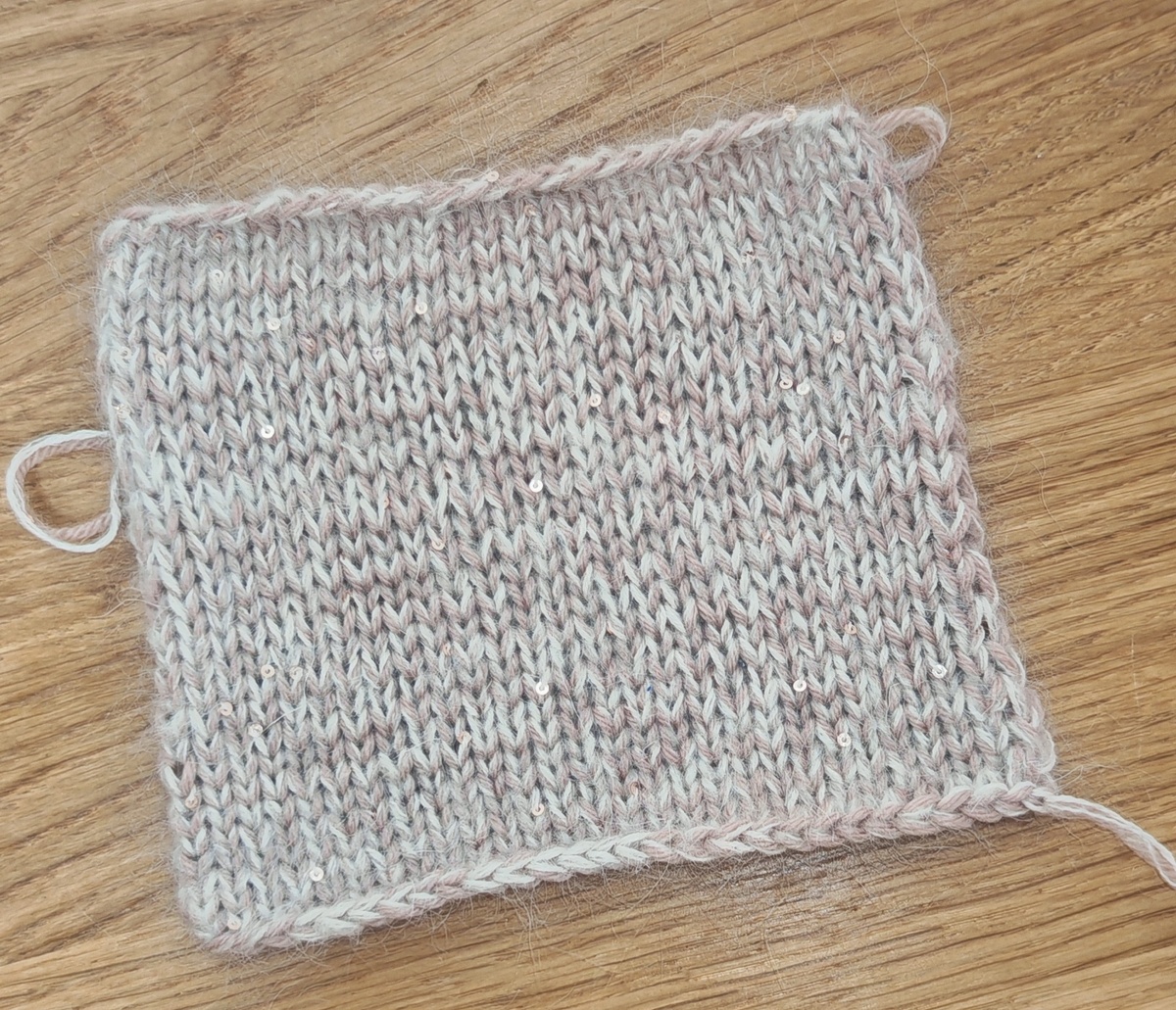 Образец. Измеряют я его после ВТО. 