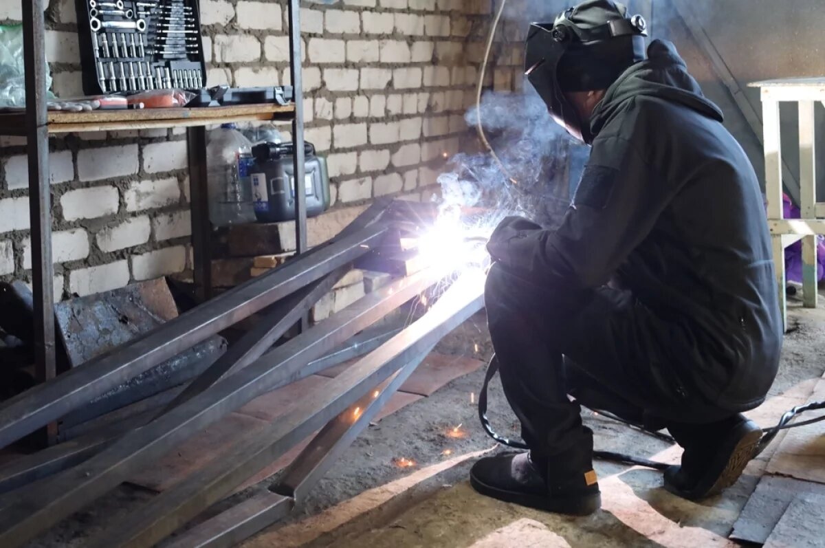    Александр Афанасьев теперь перешёл в другую металлосферу.