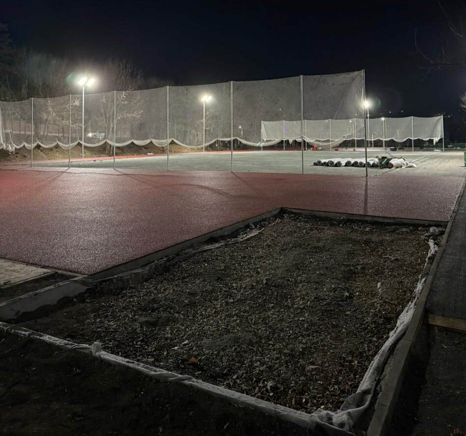 Фото ПрофЭнерго. Спортивная площадка школы №1 г.Артём