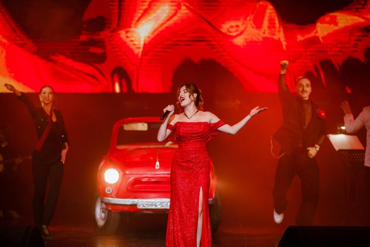 Листайте вправо, чтобы увидеть больше изображений