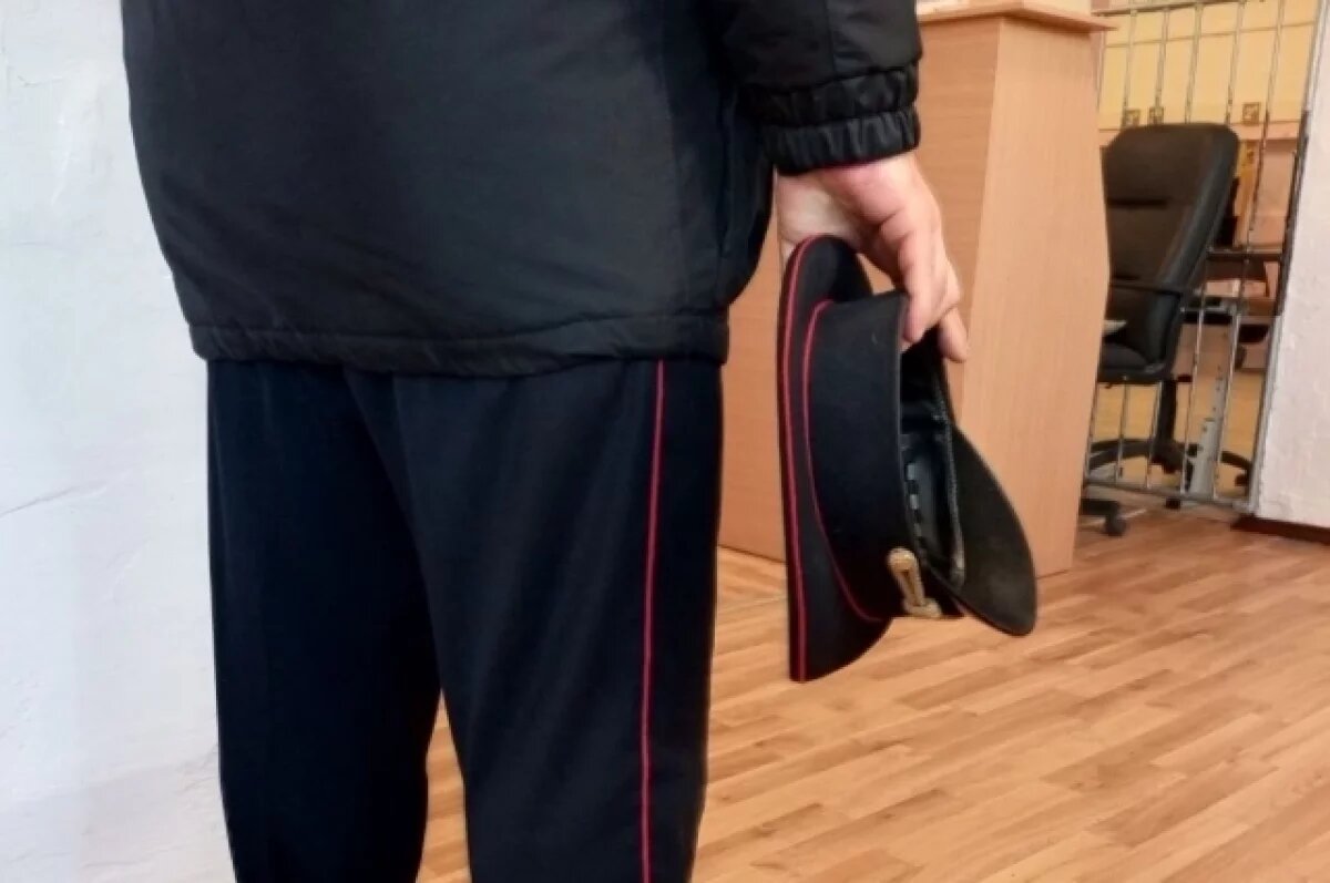    Девочки-подростки затеяли уличную драку у Павловского вокзала