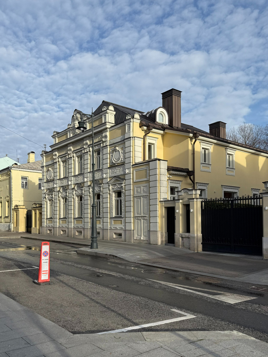 Фото автора канала. Дом братьев Гандуриных.