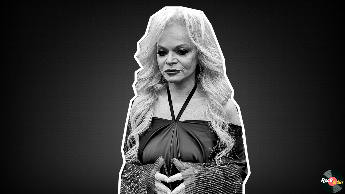 На фотографии: Лариса Долина