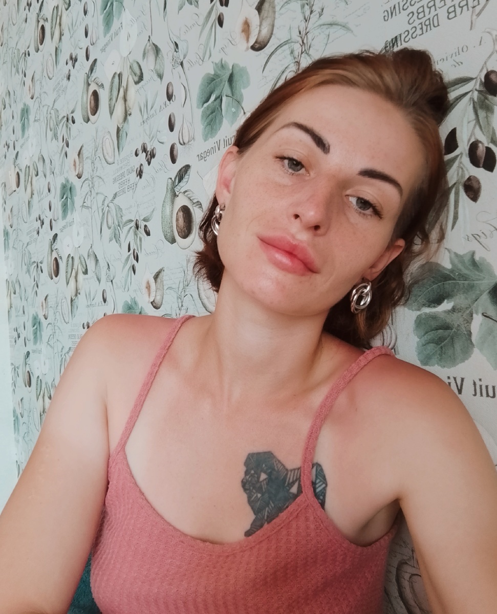 Придя в новую профессию, где результат не на 100% зависит только от тебя,невольно задумываешься,как донести важность твоих рекомендации до клиентов.