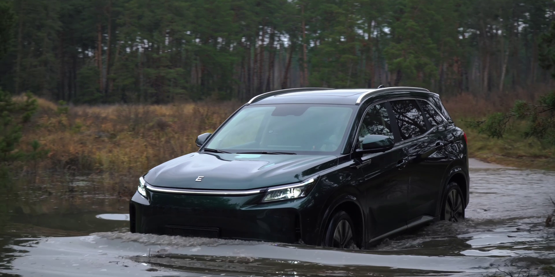 Реальный опыт ВЛАДЕНИЯ самым дешёвым ОТЕЧЕСТВЕННЫМ ГИБРИДОМ! Расход 7 л/100, качество сборки и нюансы ГАРАНТИИ? Расскажу честно: