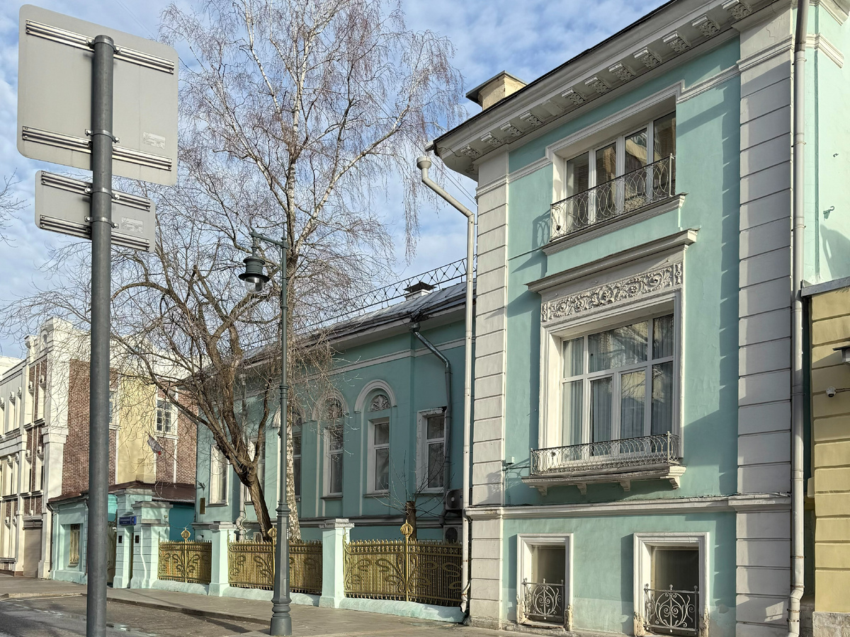 Фото автора канала. Усадьба Бегичевых - А.О. Гунста.