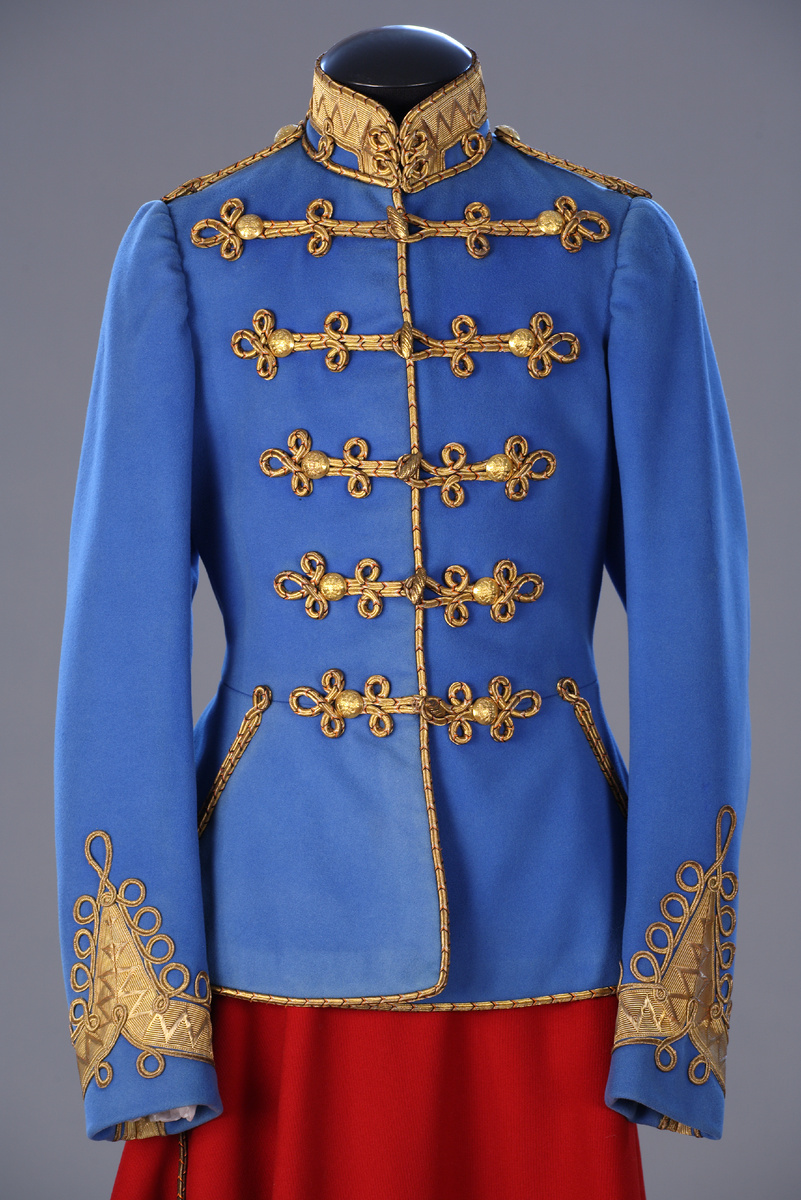 Доломан детский офицера 3-го гусарского Елизаветградского Ея Императорского Высочества великой княжны Ольги Николаевны полка. Россия, Санкт-Петербург, Мастерская П.И. Китаева. 1909. Из коллекции ГМЗ «Царское Село»