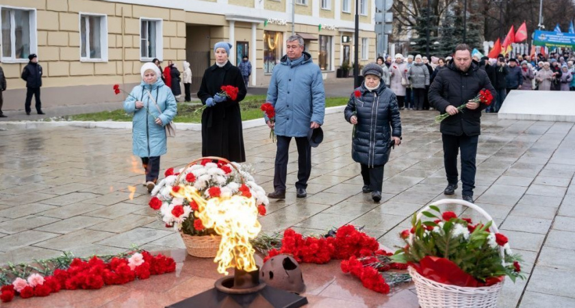    Фото администрации города Кирова