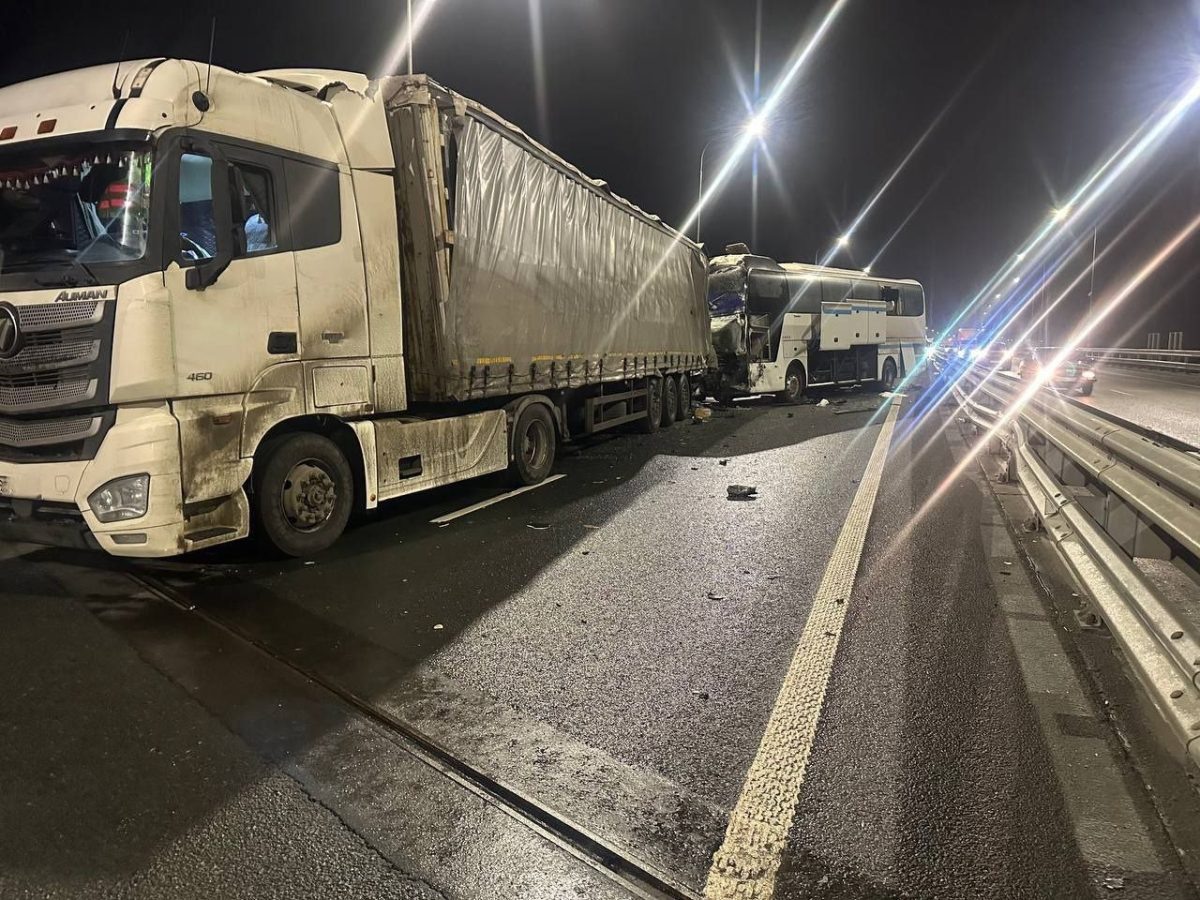    Следователи устанавливают все обстоятельства аварии