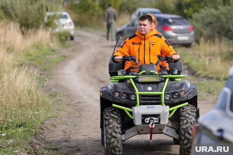     К поискам подключены волонтеры поискового отряда «Лиза Алерт»