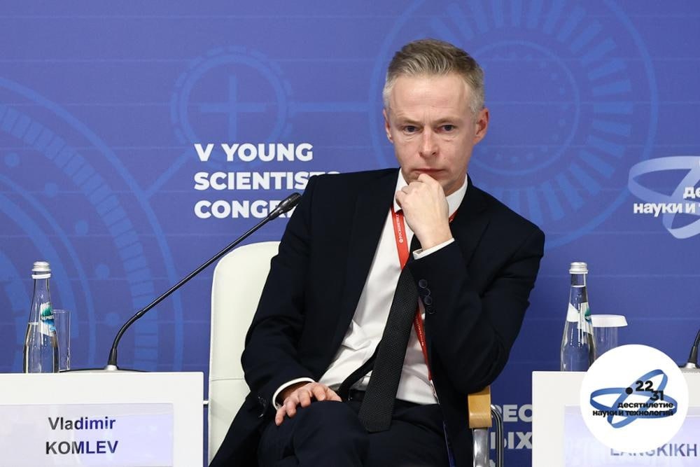 Директор ИМЕТ РАН Владимир Комлев на V Конгрессе молодых ученых