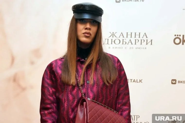     Жидковский пришел на шоу Басты