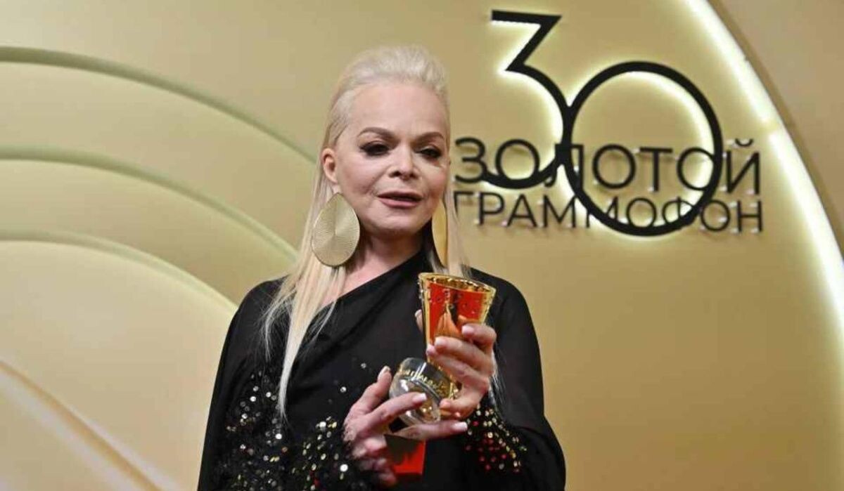     Лариса Долина. Источник: omsk.kp.ru Автор фото: Михаил Фролов