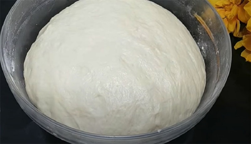 Необычный домашний хлеб из молочного теста: попробуйте оригинальный способ выпечки лепешками