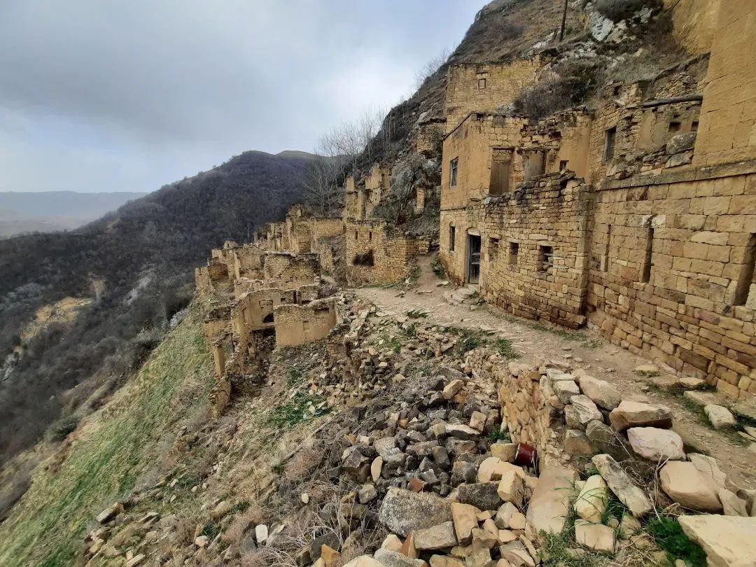 Природные места Дагестана: горы, водопады, каньоны, озёра и заповедники — аул Гамсутль