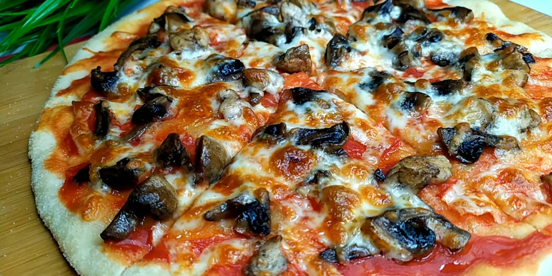 Домашняя пицца с курицей и грибами в духовке🍕