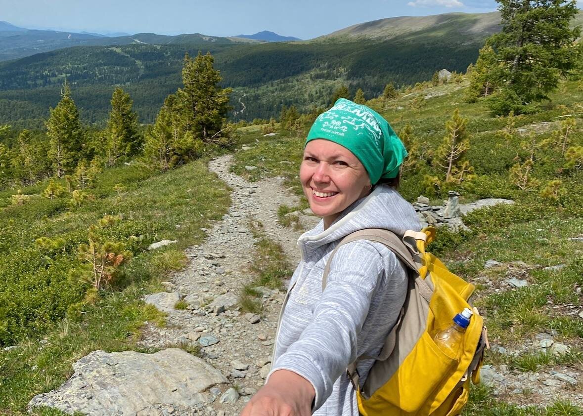 Я не очень опытный походник, но иногда с легким рюкзачком хожу в горы