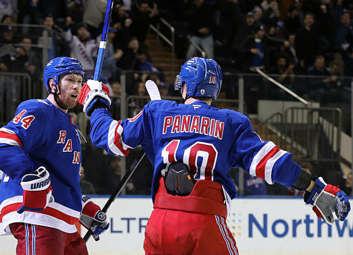     Ньюйоркцы после звездного перфоманса Гаврикова: вероятно, он лучший игрок нынешнего состава «Рейнджерс»