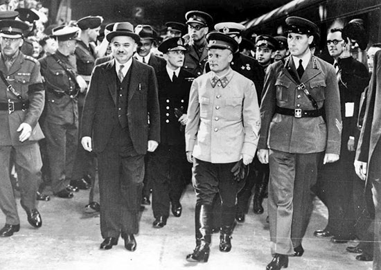 Ф.И. Голиков в Лондоне. Июль 1941 г.