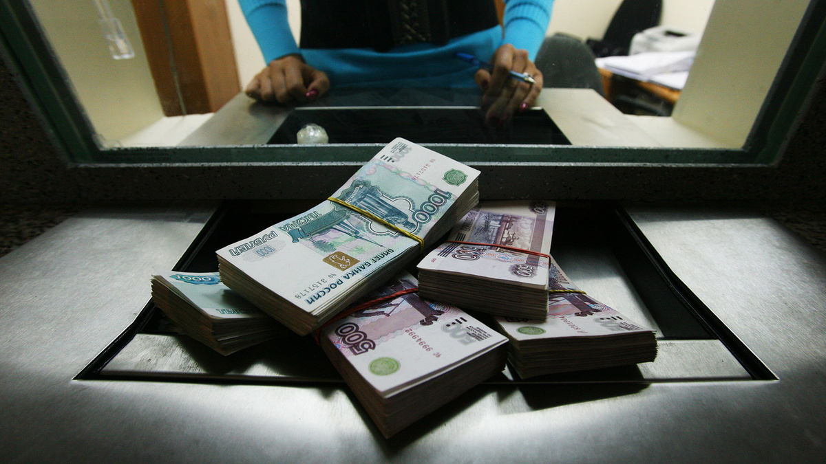 Средние ставки по вкладам в крупнейших банках страны