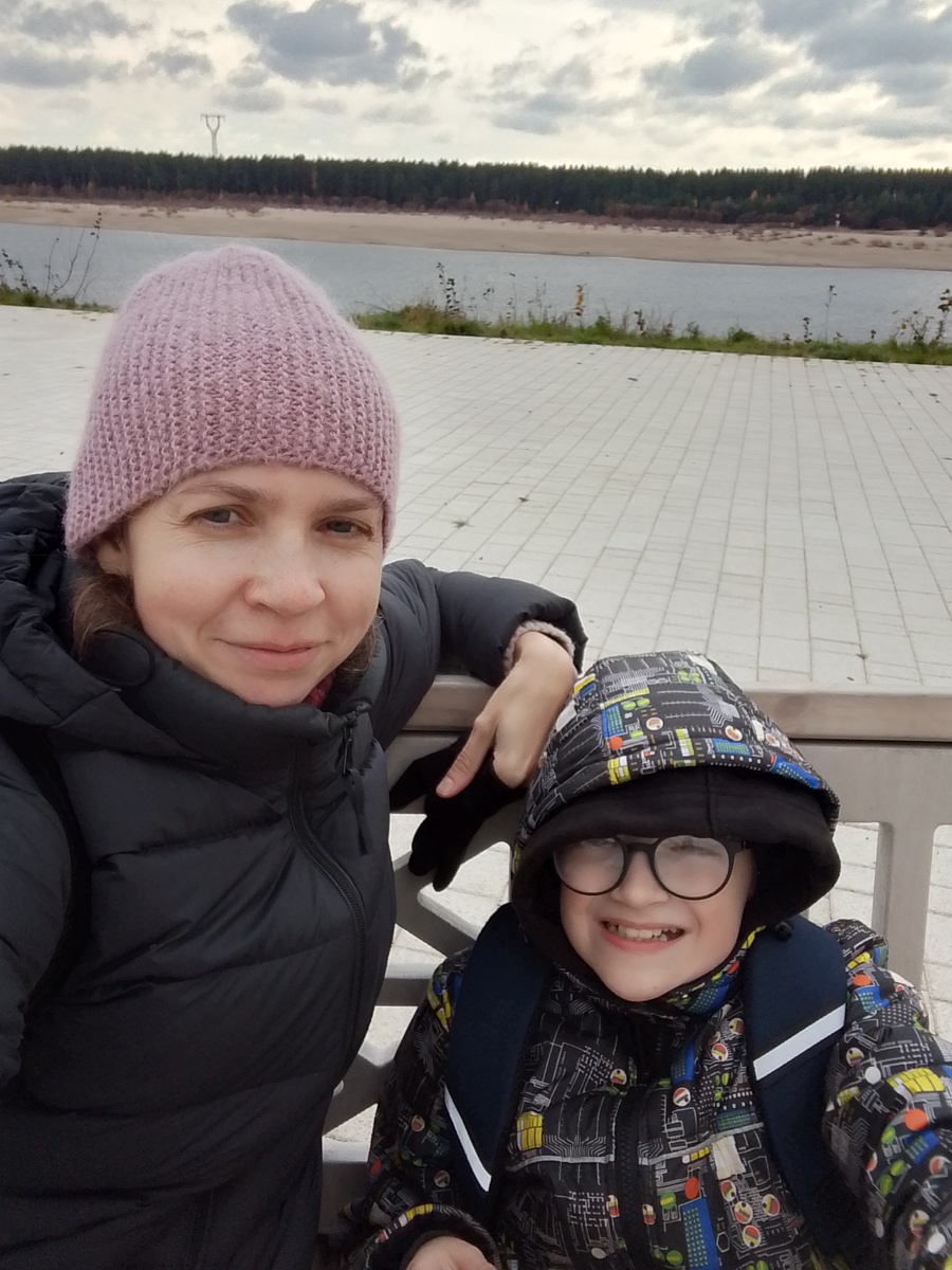 Я и Лев на прогулке в санатории