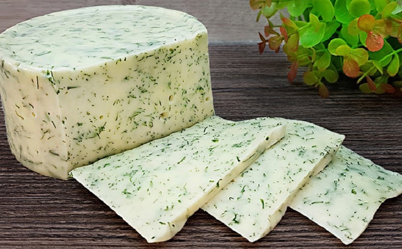 Настоящий домашний сыр за час: из молока и творога, без ферментов и сложных этапов