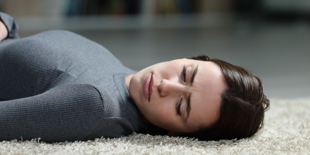 – А вы знаете, от кого Светка беременна? – коллеги уже знают, что муж мне изменяет