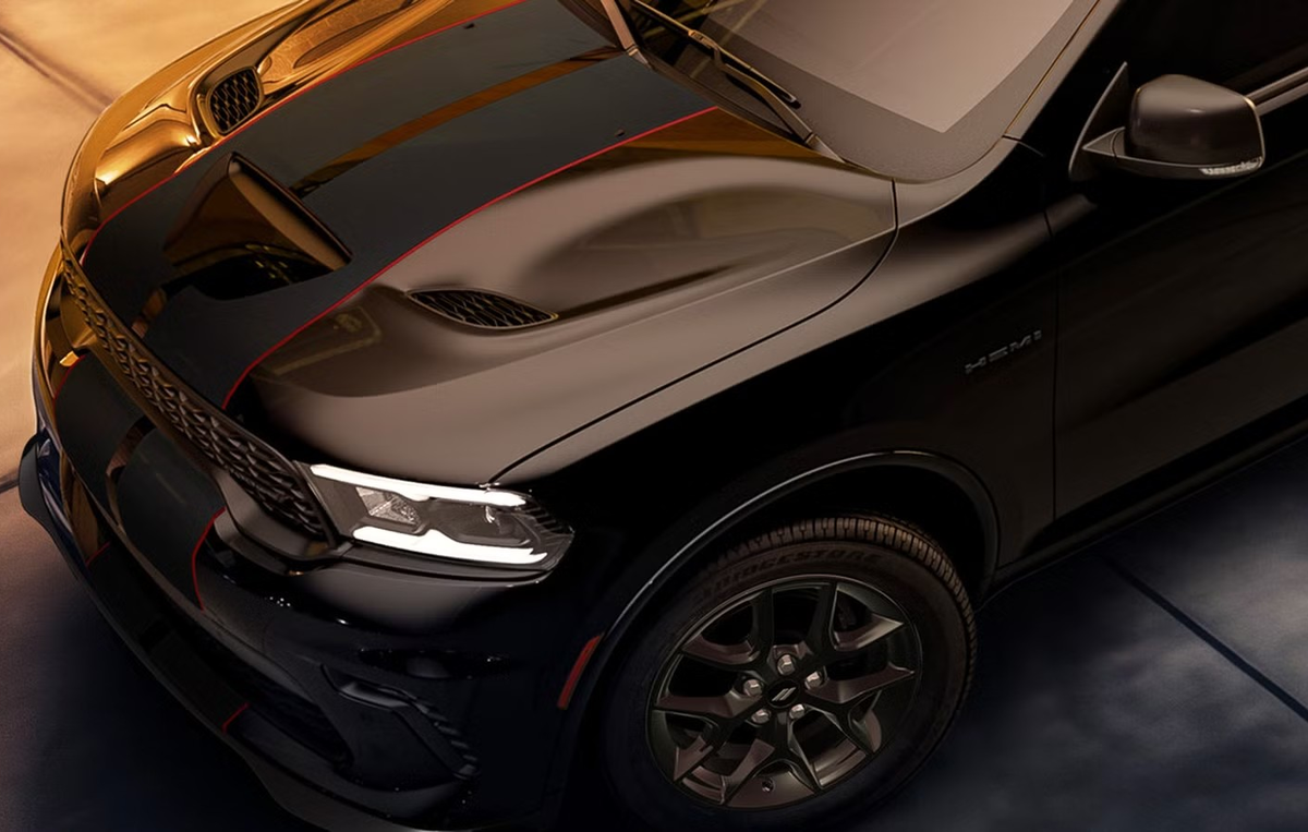 Отдельные старые модели автомобилей, несмотря на почтенный возраст, и сегодня выглядят вполне привлекательно