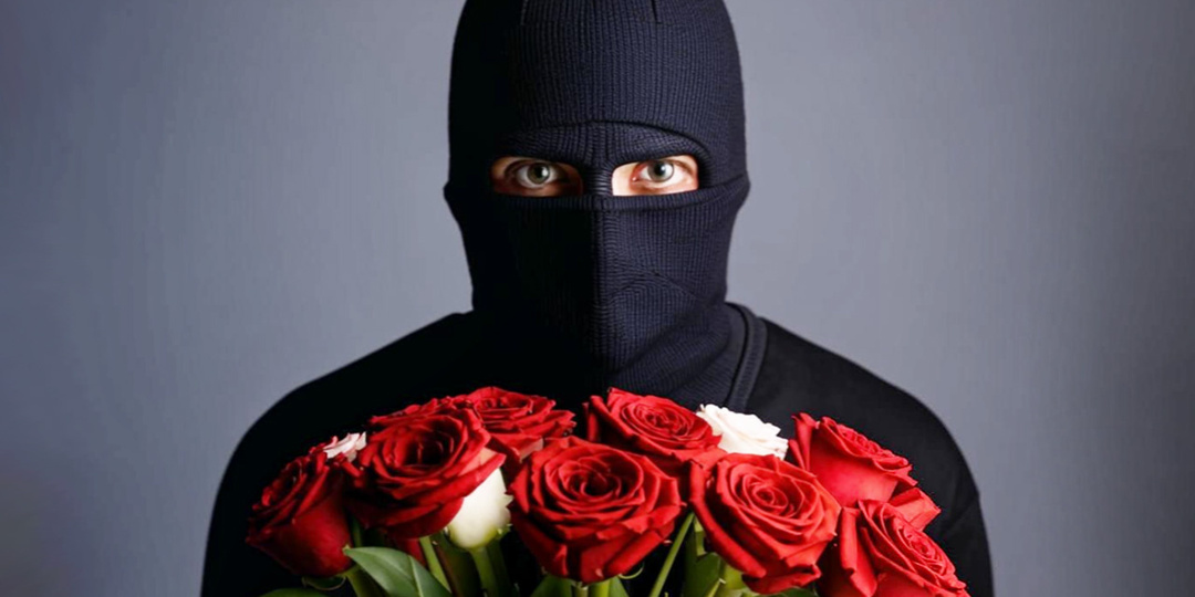Цветы от мошенников — как обманывают доверчивых женщин