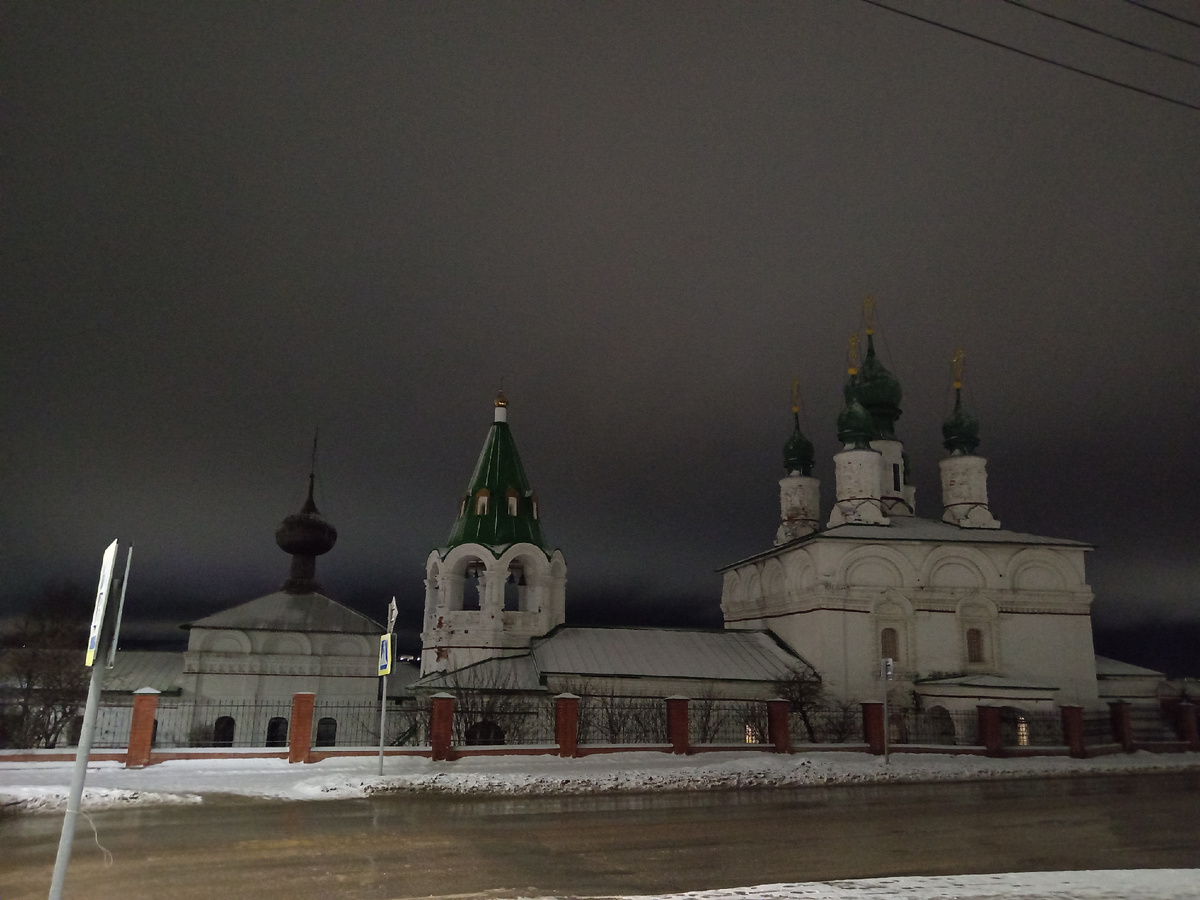 03.12.2025 7:58 Спасо-Преображенская церковь.