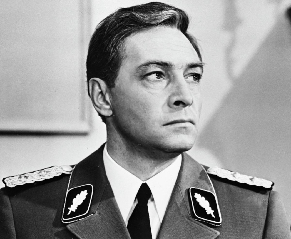    Вячеслав Тихонов (фото: РИА Новости)