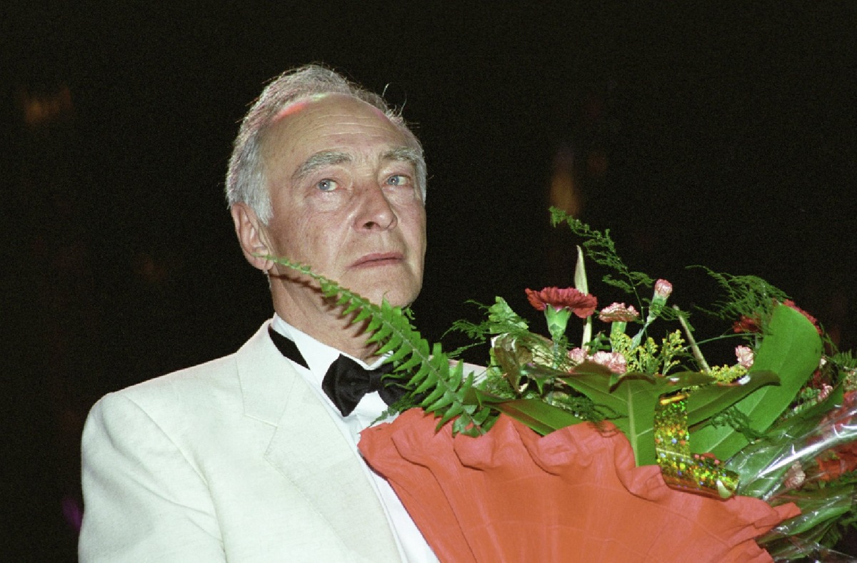    Вячеслав Тихонов (фото: РИА Новости/Галина Кмит)