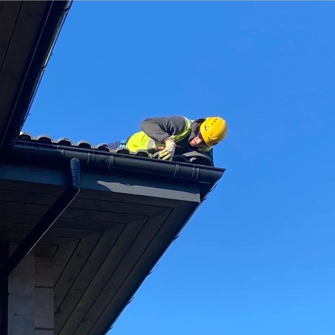 Уличная декоративная и архитектурная подсветка для фасада дома, ограждающий конструкции, освещение для коттеджа и территории в Москве и Московской Области ✅