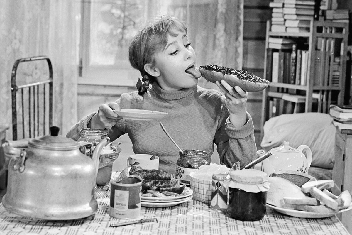 Кадр из фильма "Девчата"(1961)|Источник: pikabu.ru