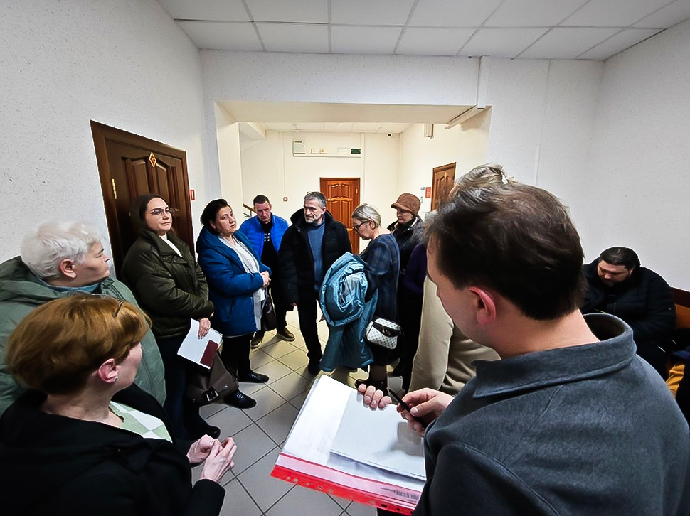 В суде интересы жителей города отстаивает опытный юрист Андрей Морозов