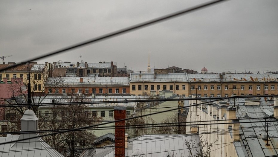    Петербург перевыполнил план по ремонту крыш Автор фото: Тихонов Михаил