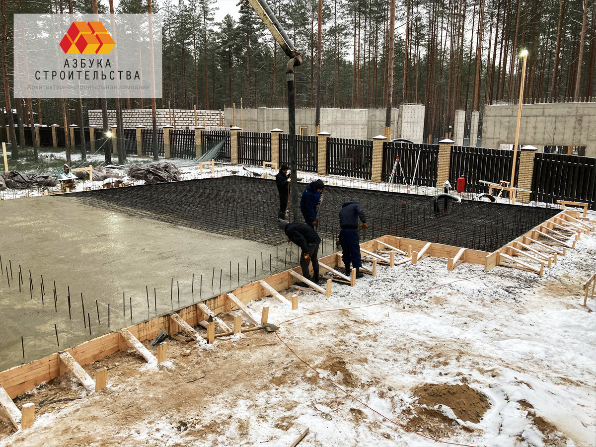 Бетонирование фундаментной плиты. Объект в п. Ленинское, декабрь 2020 г.