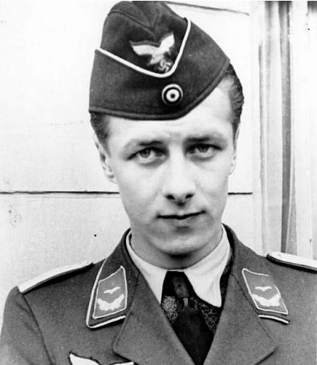 Генрих фон Айнзидель, правнук "железного канцлера" Германии Отто фон Бисмарка