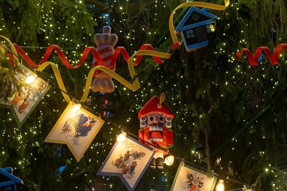    «Ъ»: интерес бизнеса к новогодним корпоративам за год упал на 30% Олег ЗОЛОТО