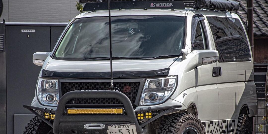 Nissan Elgrand E51 для оффроуда